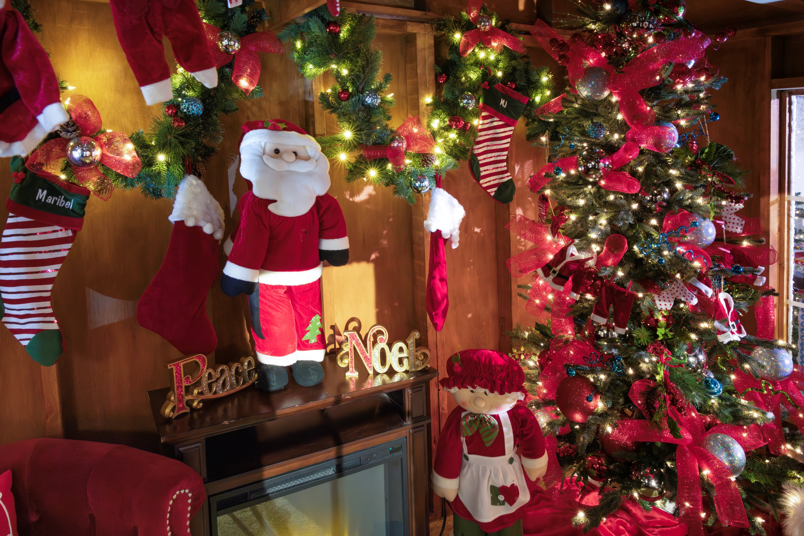 GSP_821A2850 – Ritz NB B – G house inside Mark Jones